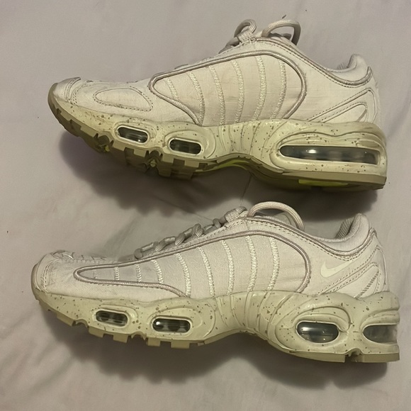 Nike Air Max Women’s Size 8 ( 38.5 EU ) - Picture 2 of 6